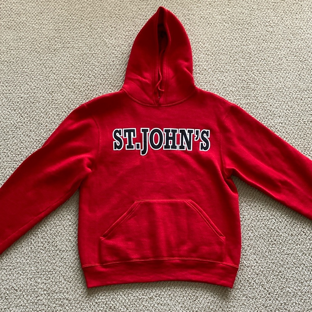 St. John’s University Red Storm Hoodie Sweatshirt Sweater Men’s Small Unisex EUC
